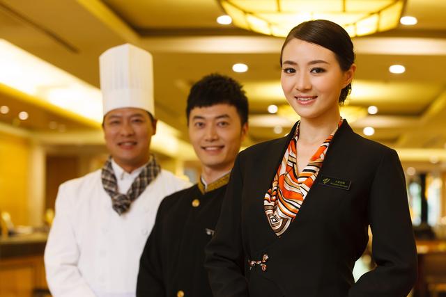 高效管理餐飲服務(wù)員 提升服務(wù)質(zhì)量與團(tuán)隊(duì)效率的實(shí)踐指南